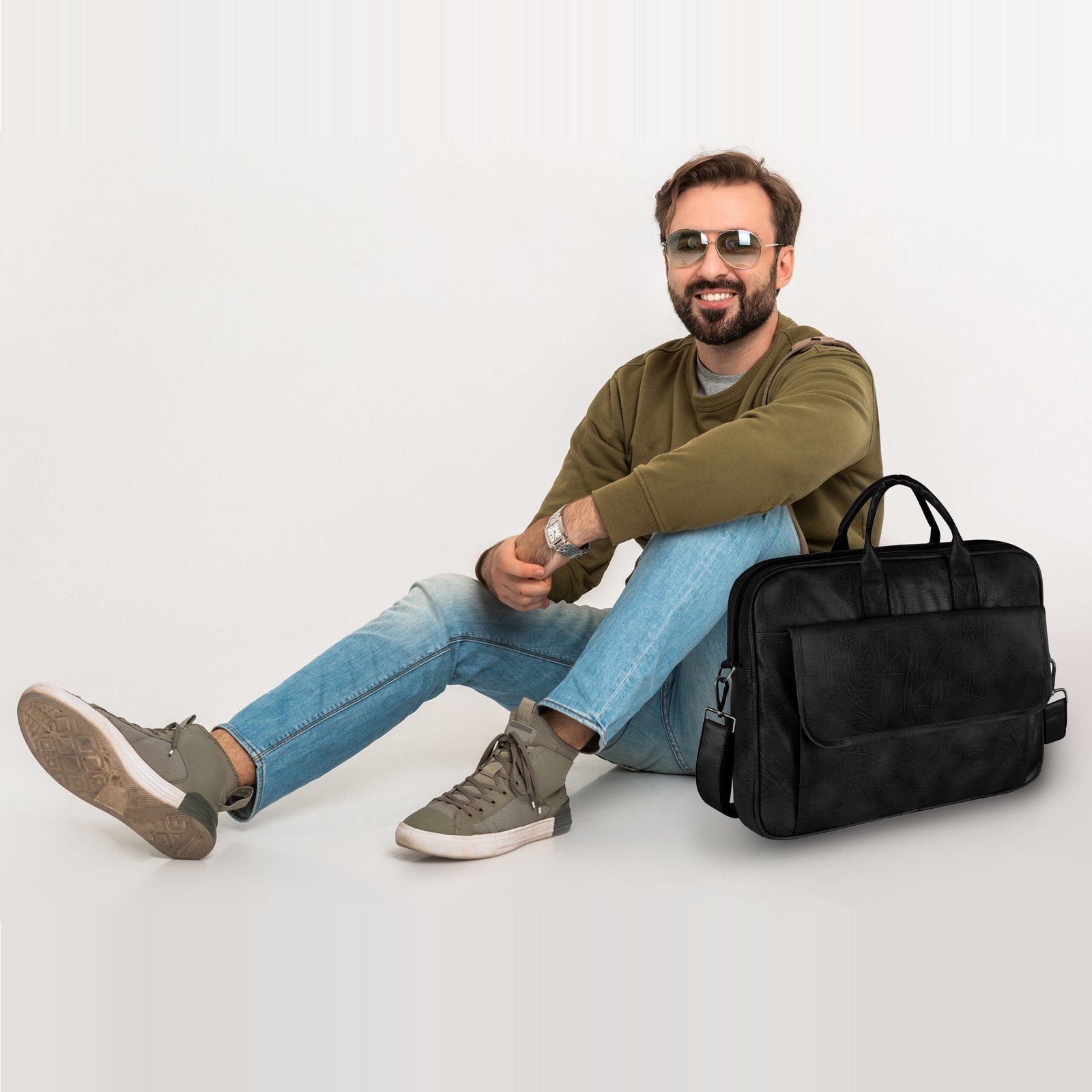 Matte Black Color Faux Leather 9.44L Messenger Bag BG114