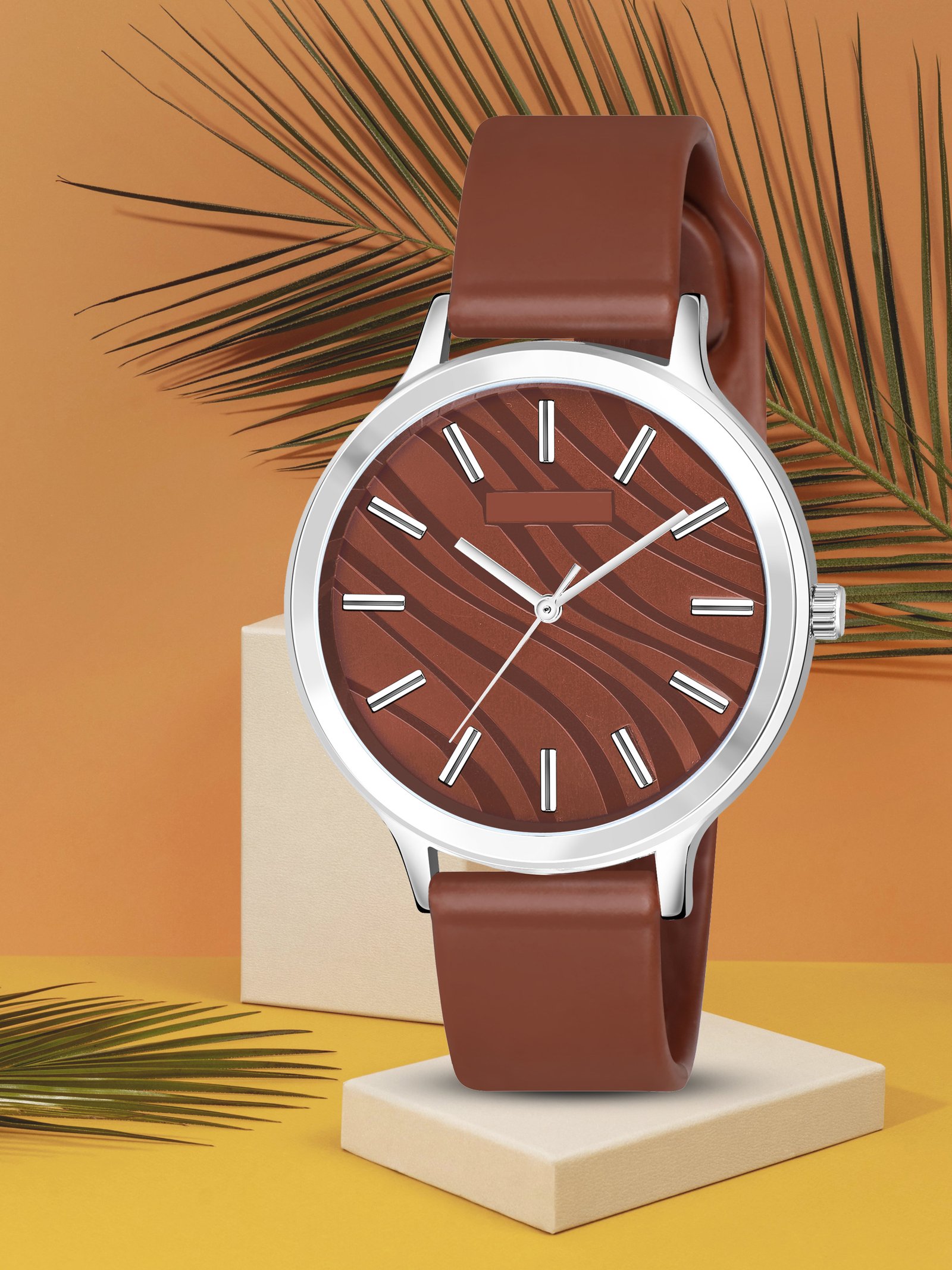 Brown Stylish Dial Analog Watch For Women LR347