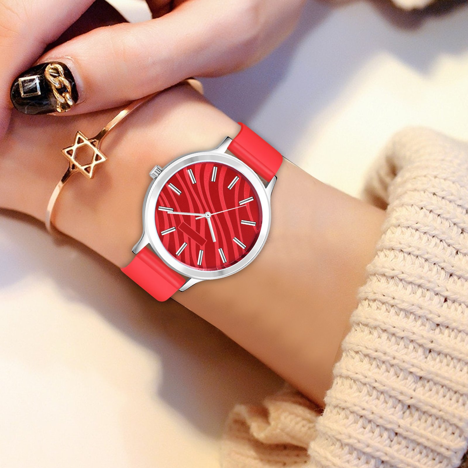 Red Stylish Dial Analog Watch For Women LR349